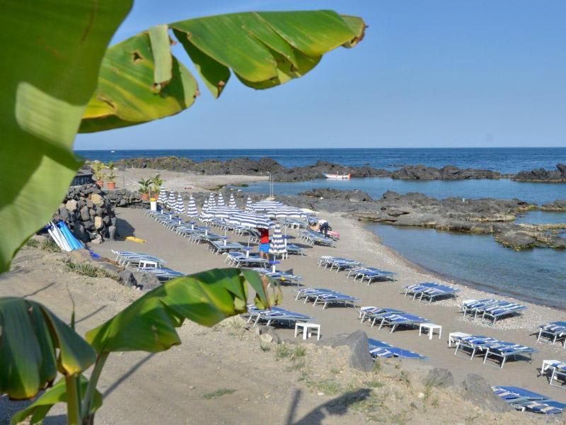 Gianni House Backpackers Hostel Giardini Naxos Eksteriør billede